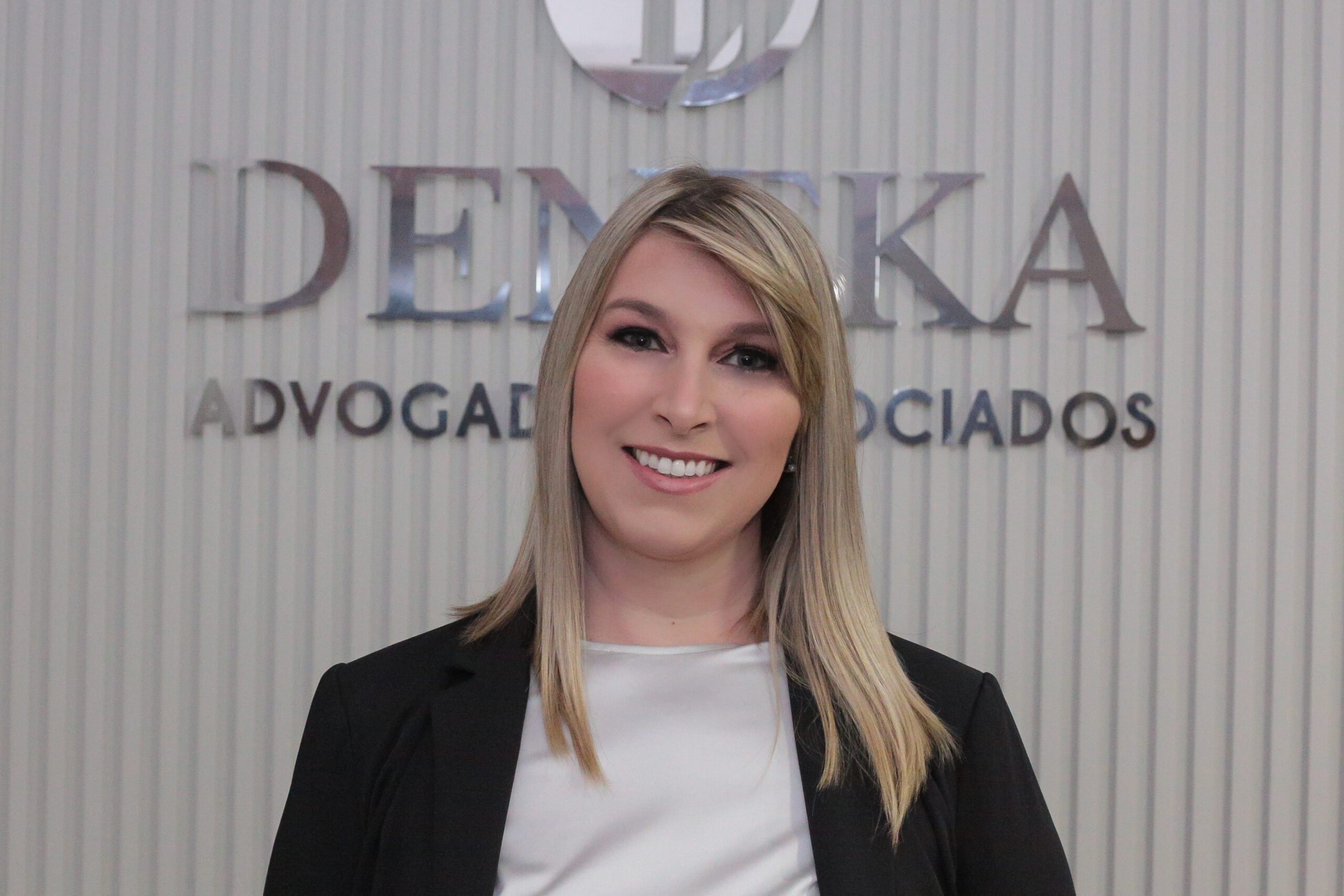 Read more about the article Karin Josiani Janiski